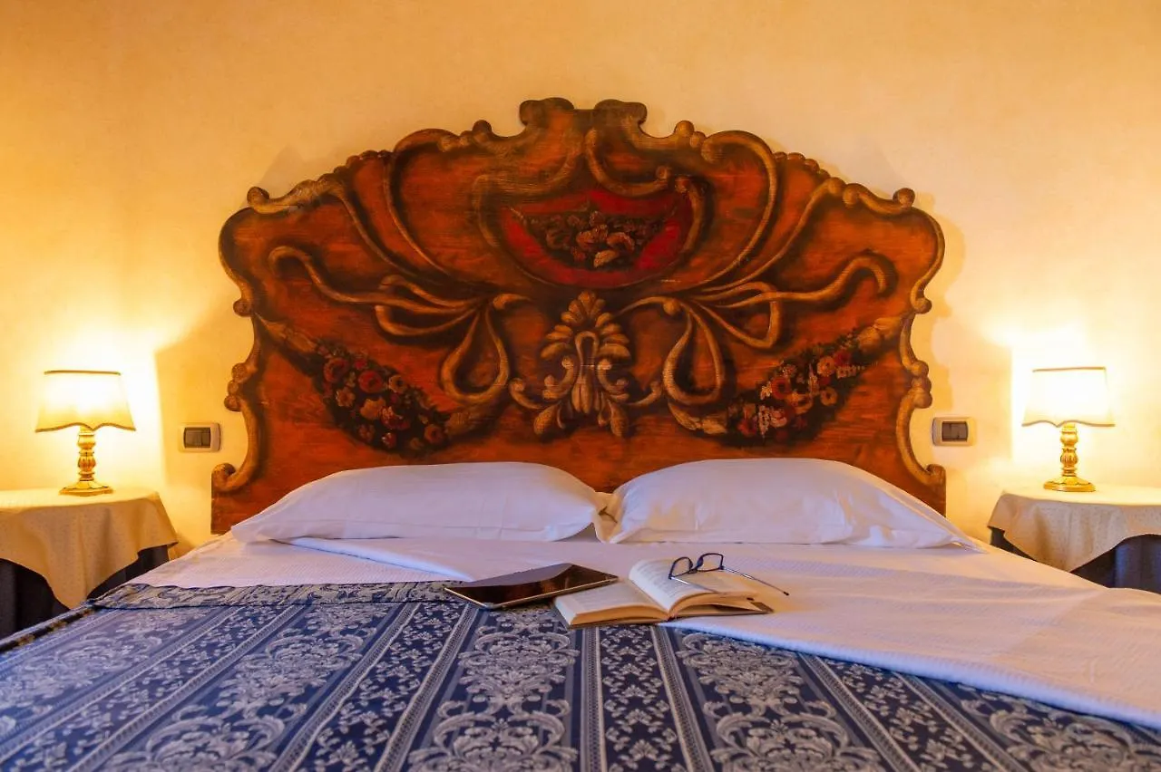 Rocca Di Pierle, Agriturismo Di Charme - Cortona Mercatale  Italy