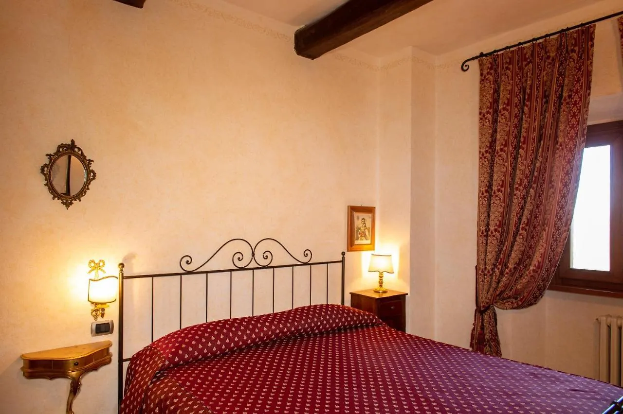 Rocca Di Pierle, Agriturismo Di Charme - Cortona Mercatale  Country house